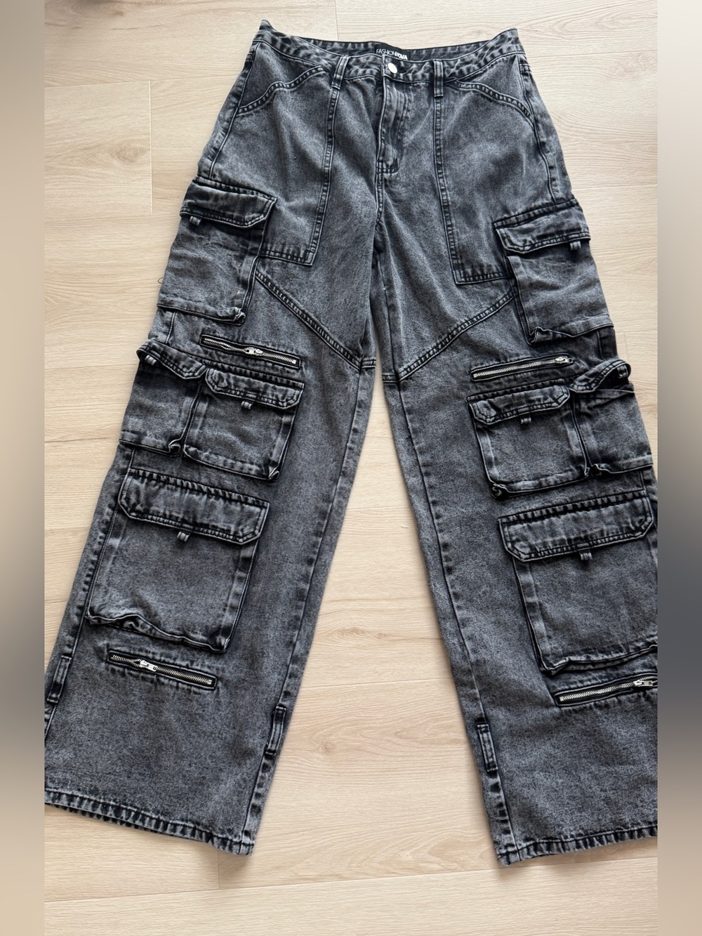 Fashion Nova Black Acid-Wash Cargo Jeans size 11